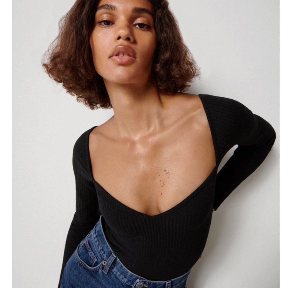 Zara Sweetheart Neckline Top